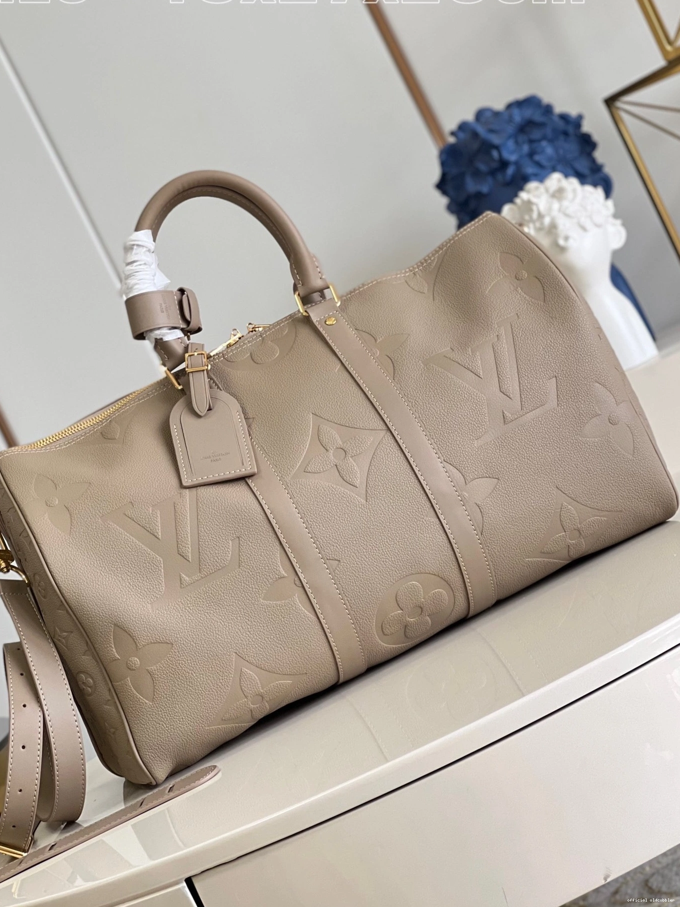 Official oldcobbler VUITTON 45 BANDOULIÈRE KEEPALL LOUIS 0724